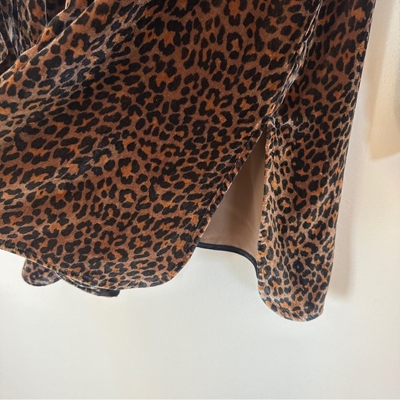 NWOT Soft Surroundings Icon Silk Velvet Poets Shirt in Animal Print Size L - Picture 7 of 10